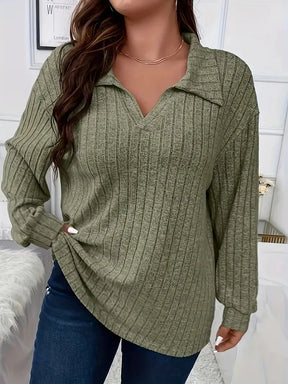 Camisa Feminina Plus Size c/ Gola de Lapela